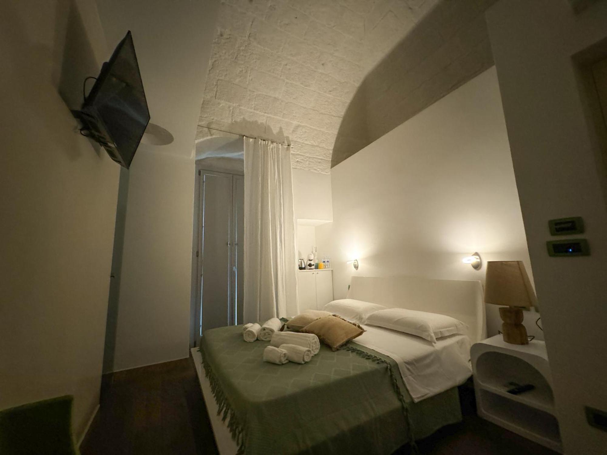 Vingt Sept Bed & Breakfast Polignano a Mare Exterior photo